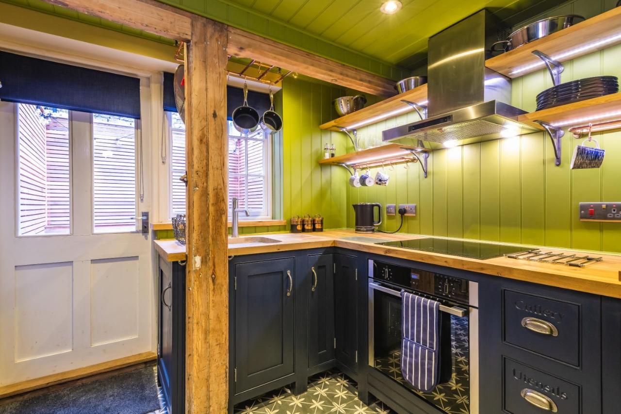 Number 6 Stamford - Boutique Grade II Listed Townhouse Villa Екстериор снимка